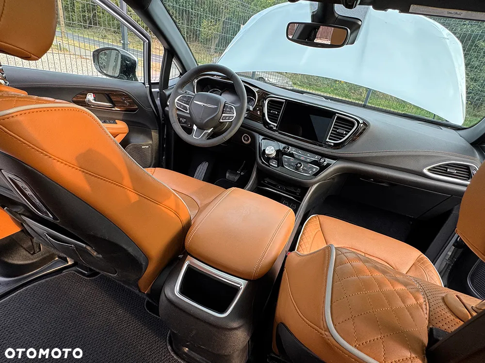 Chrysler Pacifica Pinnacle eHybrid 2023