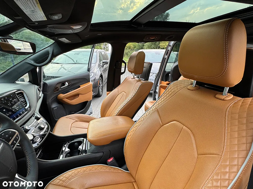 Chrysler Pacifica Pinnacle eHybrid 2023